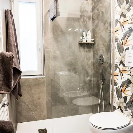 Lägenhet La Casa Di Ari Neapel